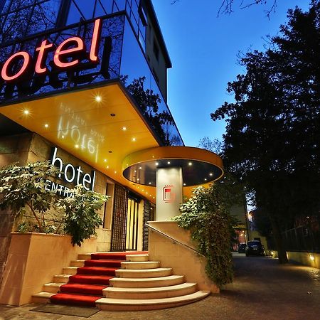 Central Park Hotel Modène Extérieur photo