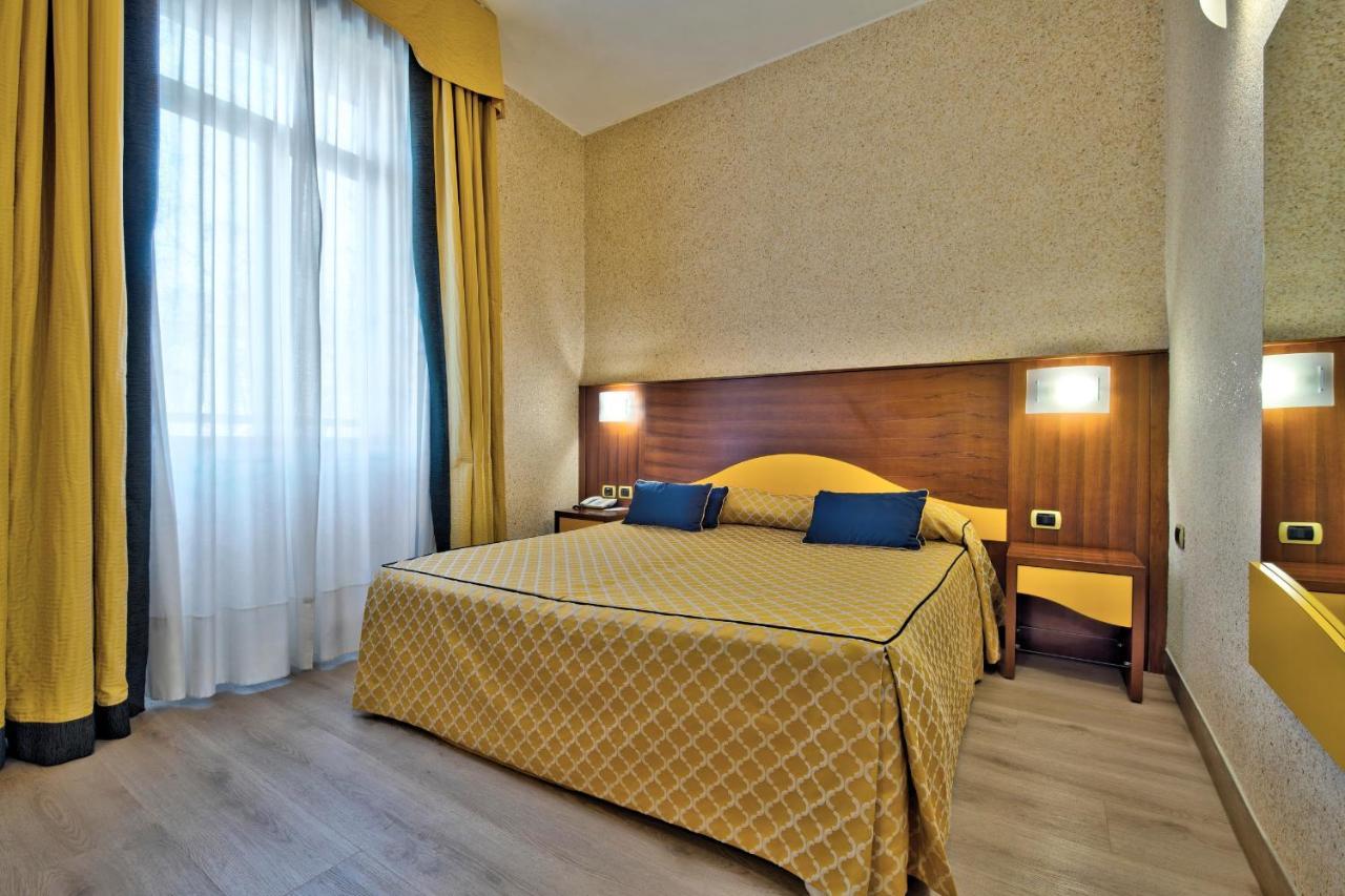 Central Park Hotel Modène Extérieur photo