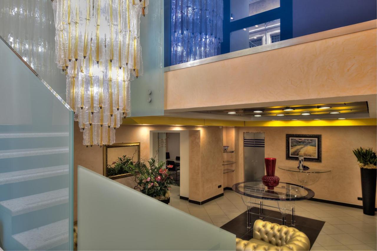 Central Park Hotel Modène Extérieur photo